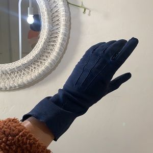 BARBARA LEE - Vintage Gloves 🧤